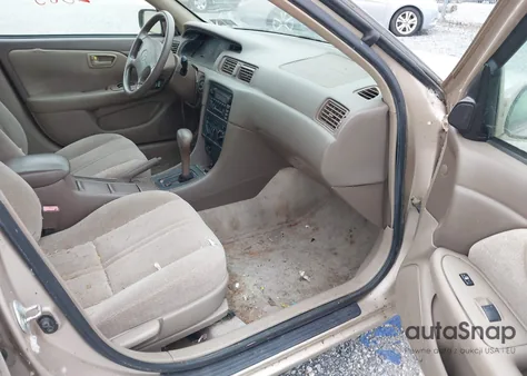 2001 Toyota Camry Le from USA, damaged, VIN 4T1BG22K81U796422